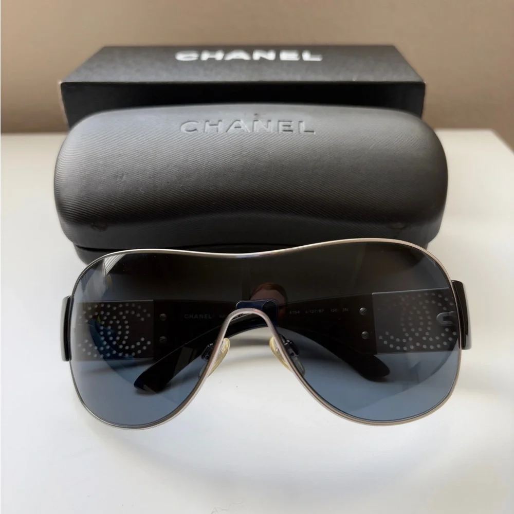 Chanel CC sunglasses 4154, vintage